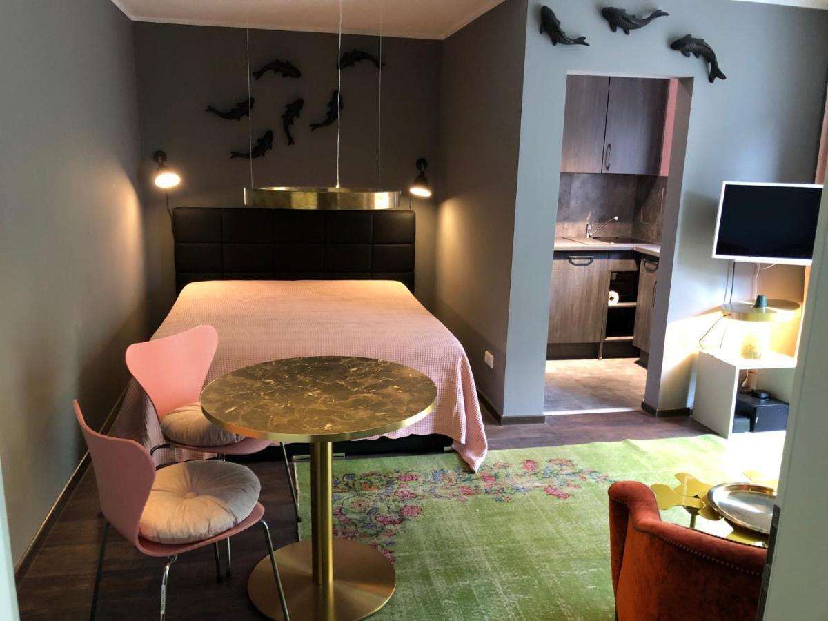 Studio Apartment In Dresden-Neustadt Bagian luar foto