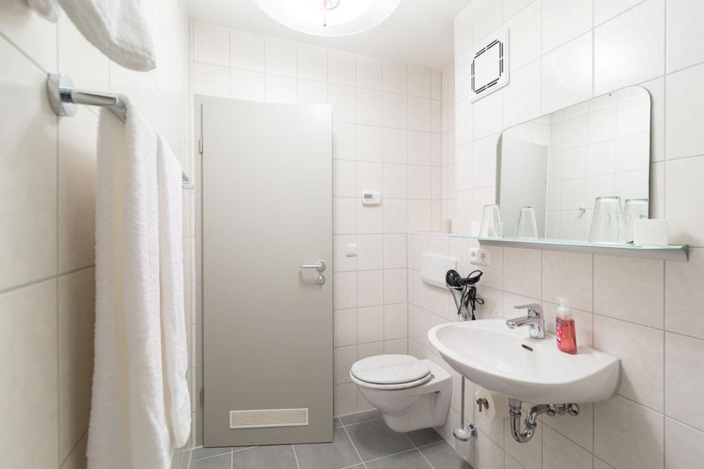 Studio Apartment In Dresden-Neustadt Ruang foto